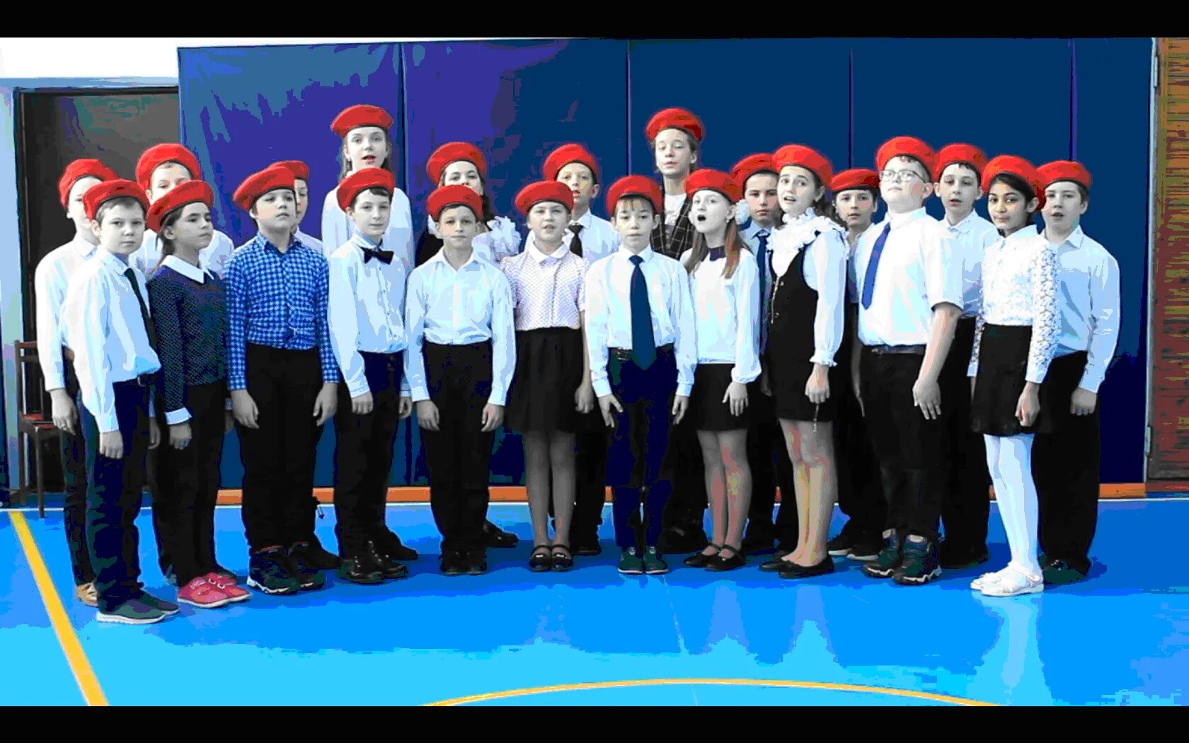 Выступление 5 школы