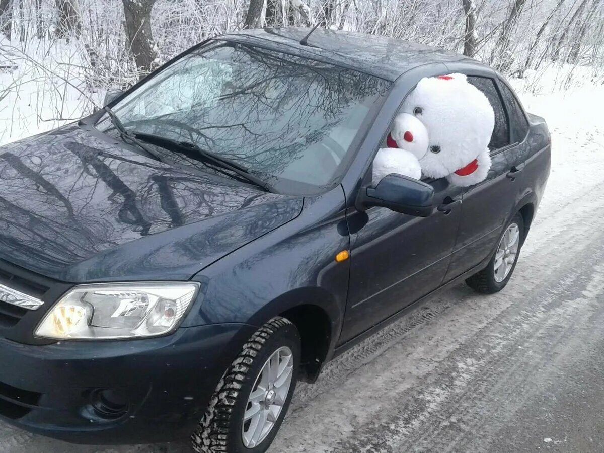 лада центр оскол алексея угарова. автосалоны старый оскол авто с пробегом. ринг авто. судзуки центр уфа. автосалон, автосалон, старый оскол.