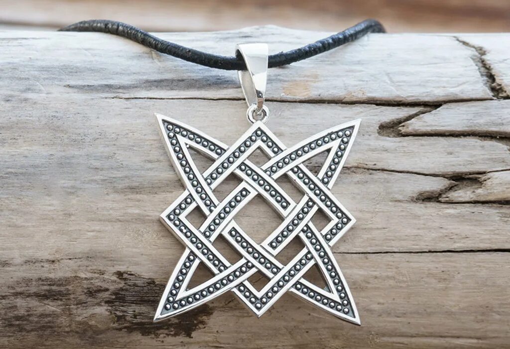 Оберег алатырь древних славян. Белобог символ славянский символ. Славянский оберег звезда сварога. Макошь богиня славян символ. Славянский оберег макошь.