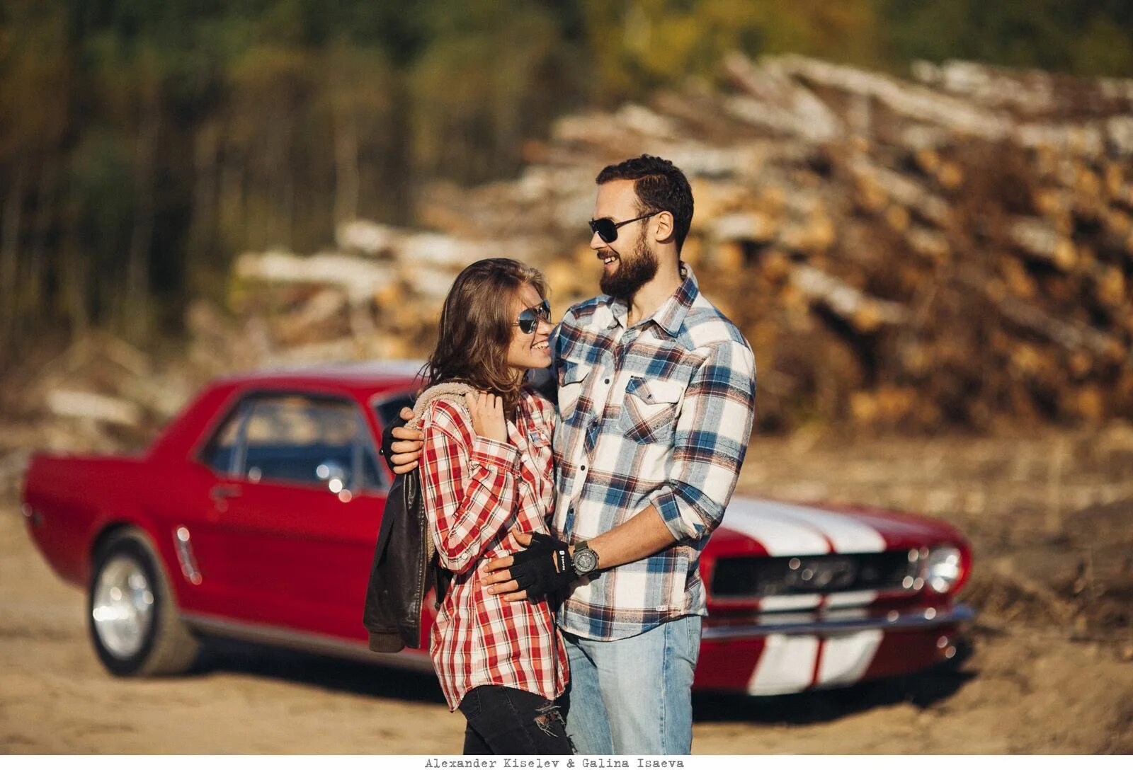 Лавстори с машиной. Love story с машиной. Фотосессия лав стори с машиной. Лав стори фотосессия идеи. Лов машина