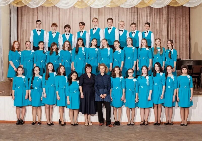 татьяна петрова хор камертон. хор камертон дмш 41. хор камертон анна борисовна. камертон хоровая студия владивосток. хор камертон.