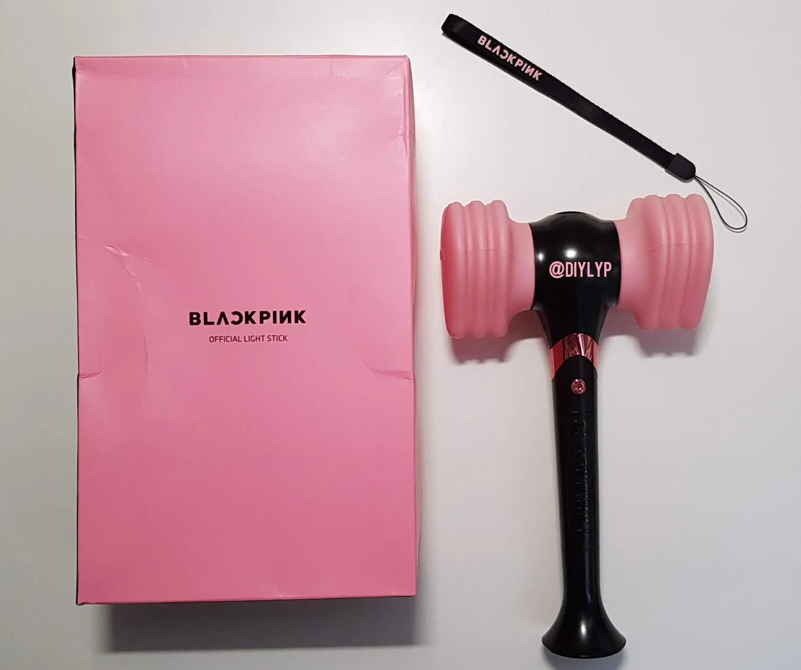 Стик lite. Лайтстик Блэк Пинк. Superlight розовая. Light Stick Black Pink. Картонный лайтстик блэкпинк.