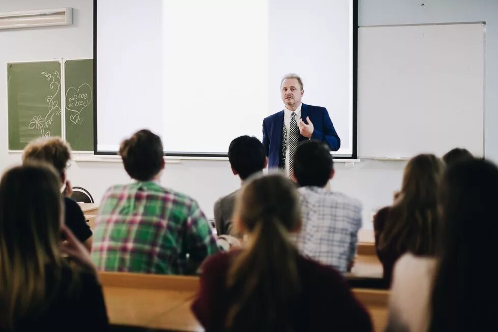 Урок 1 лекция. Преподавание в вузе. Преподаватель вуза. Лекция в вузе. Учитель в вузе.