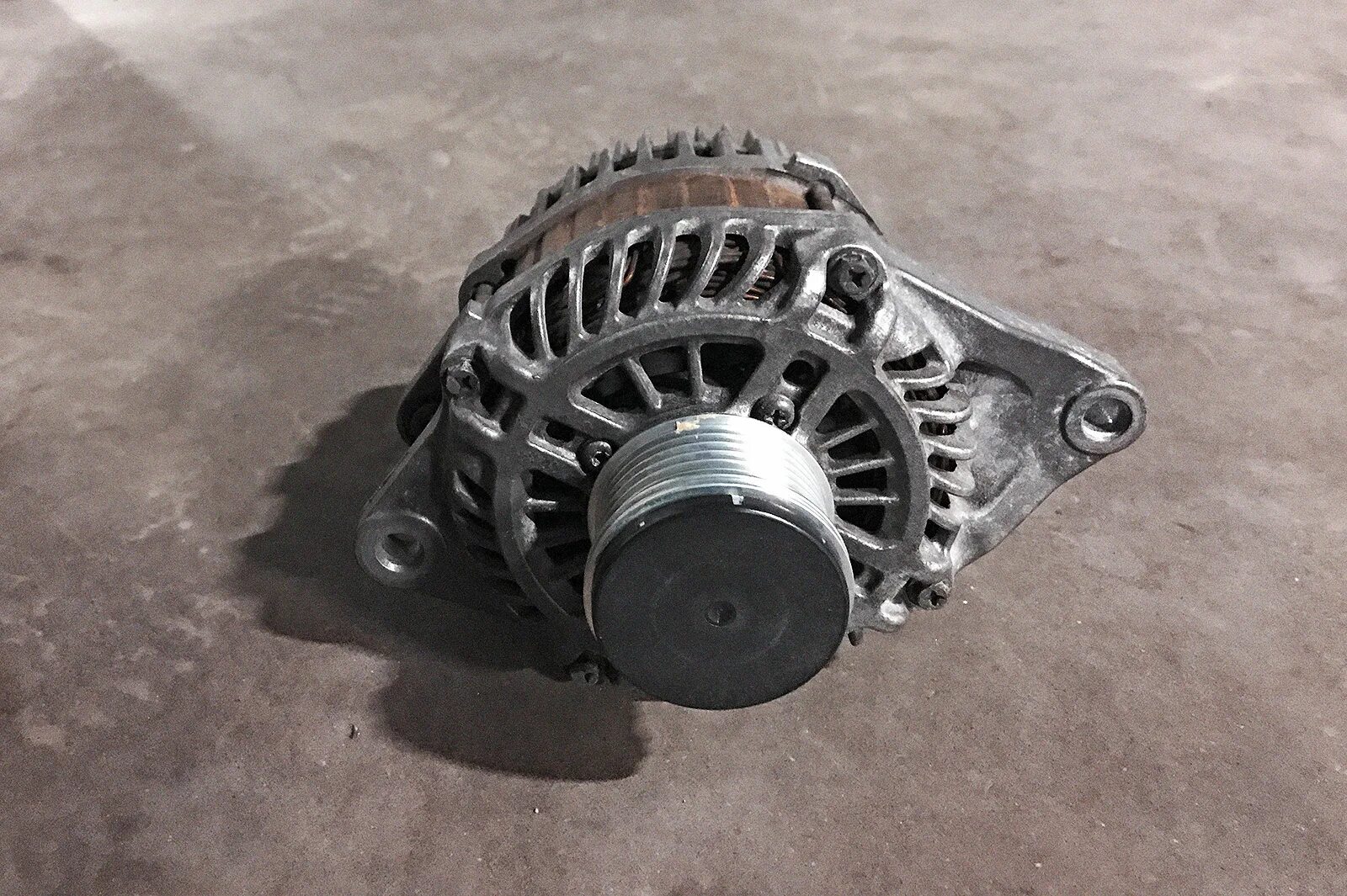 8. Щеткодержатель генератора додж калибр. Генератор на додж калибер. 8 механика. Характеристики генератора додж калибр.