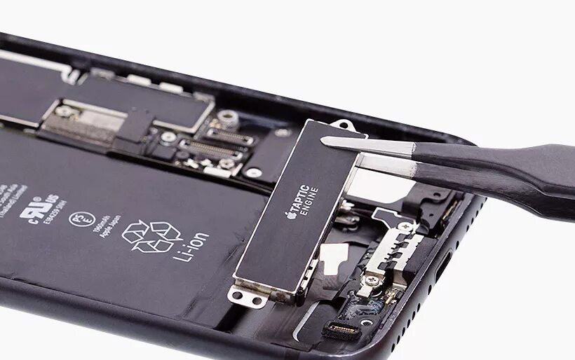 Iphone engine. Таптик энджин iphone 7. Вибромотор iphone 7 taptic engine. Iphone engine. Таптик энджин iphone 7.