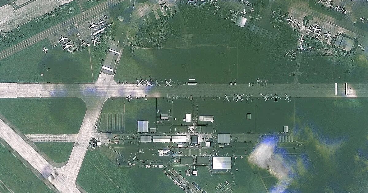 Съемка спутника в реальном. Спутниковые снимки. спутники дзз снимки. снимки со спутника. аэрокосмические снимки.
