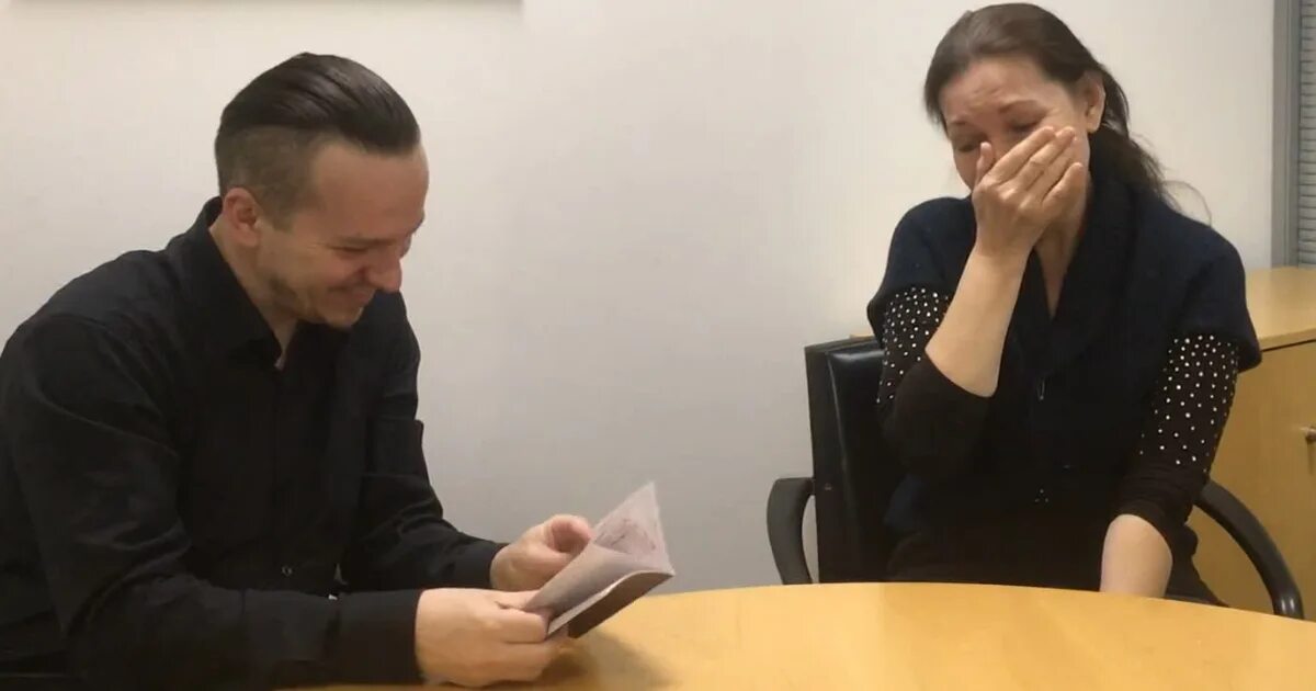 Втг для глухих новости. Телевизор с сурдопереводом для глухих. Всероссийское телевидение глухих. Втг для глухих. Втг для глухих.