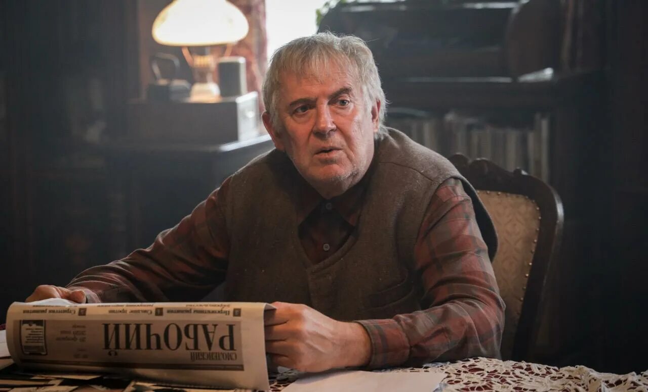 Вампиры средней полосы 2 роли. Юрий стоянов вампиры средней полосы. сериал вампиры средней полосы 2025. юрий стоянов вампир. михаил ефремов вампиры средней полосы.