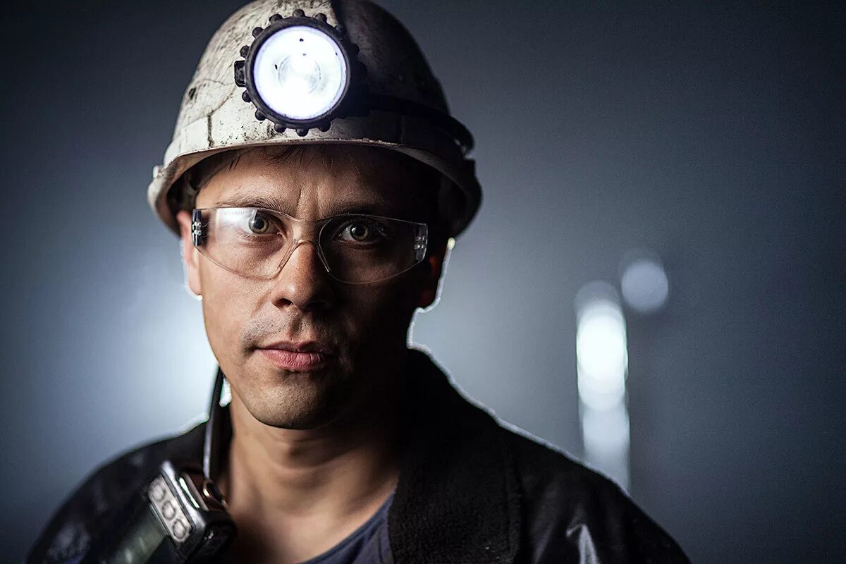 Шахтер. Шахтер профессия. Шахтер фото. Шахтеры России. Voices miners