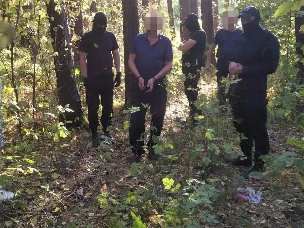 Задержание преступника. Рен тв программа про драку в маленьком городе учалы башкирии. Оскорбление представителя власти люди фото. Стресс в овд. Скрытая камера в полиции.