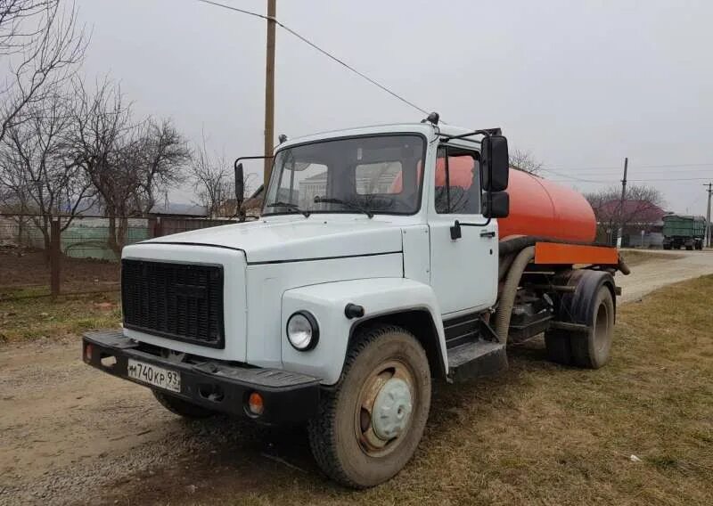 Газ 3309 ассенизатор 5 куб. Газ 3309 бочка. Газ 3309 дизель ассенизатор. Газ 3309 ассенизатор. Газ 3309 ассенизатор илосос.