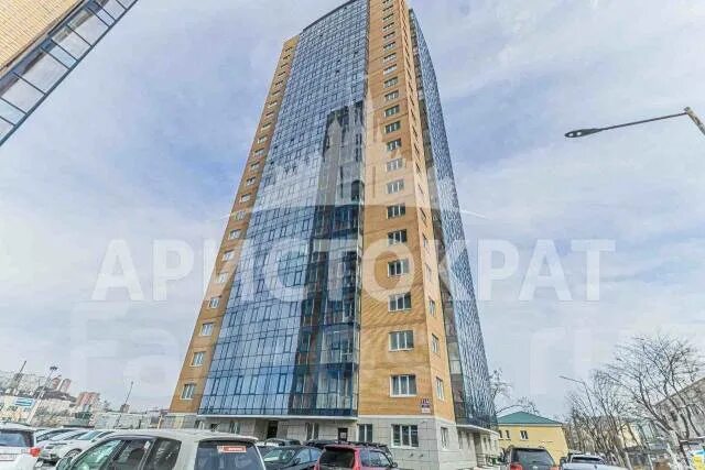 1-комнатная, улица Калинина 11а, восток, 23 этажей, 46,0 кв. м. чуркин. Цена за 