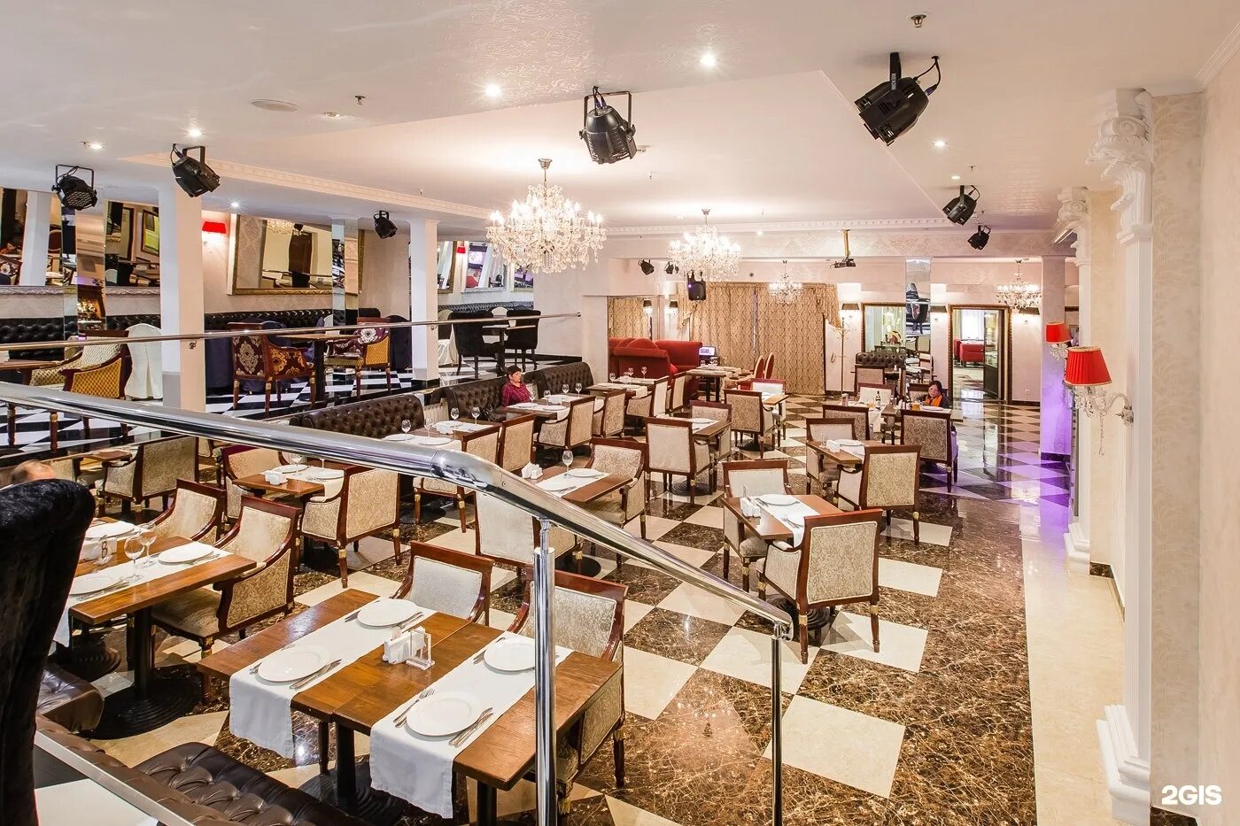 Отель мандарин ольховская 23. Ольховская 23 отель. Мандарин ольховская 23. Отель мандарин ольховская 23. Гостиница мандарин ольховская.