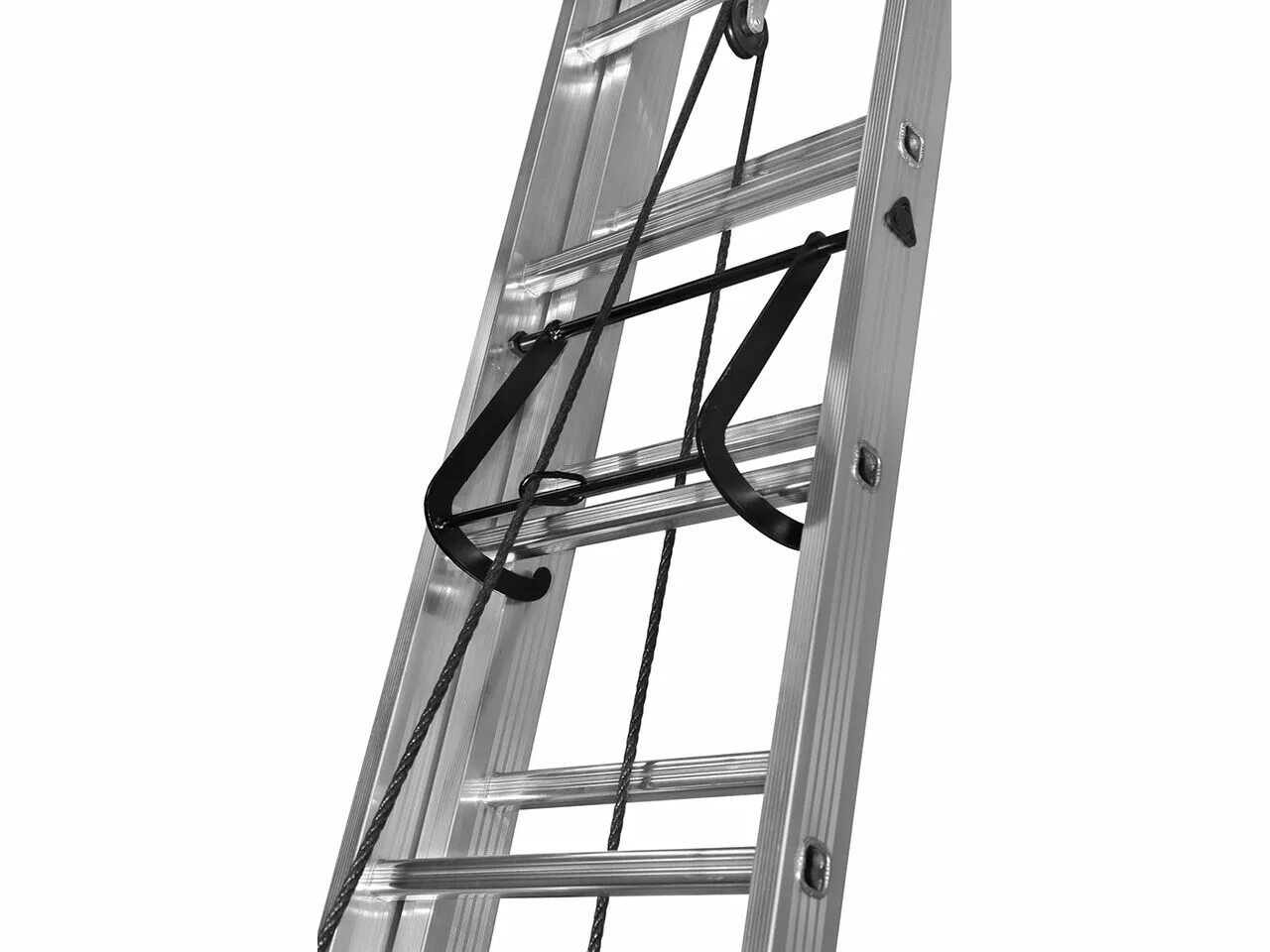 Купить алюминиевую лестницу 3х. Лестница Алюмет 3х8 алюминиевая h3 5308. Лестница трёхсекционная алюминиевая 3х10. Centaure лестница трехсекционная. Лестница секционная приставная монтажная шифр 17203р.