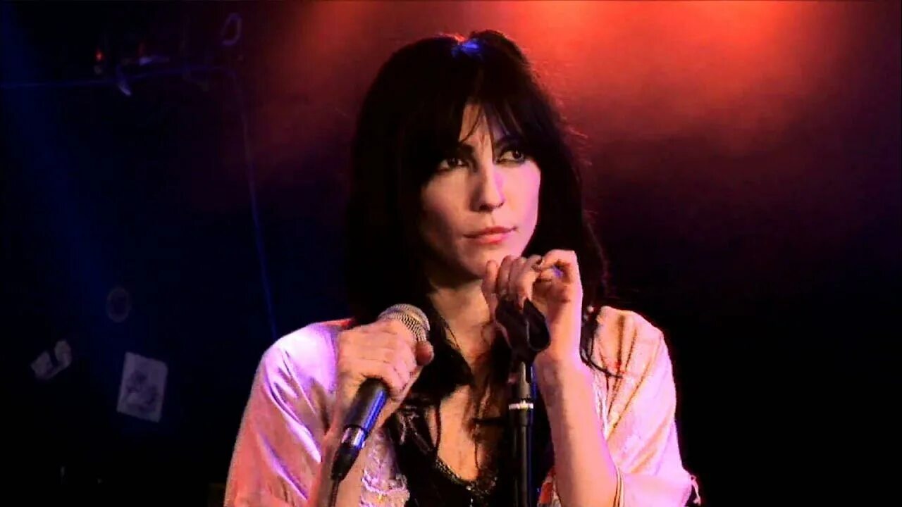 Suzanne vega 1990. Suzanne vega 1990. группа nico vega. Vega band. нико вега.