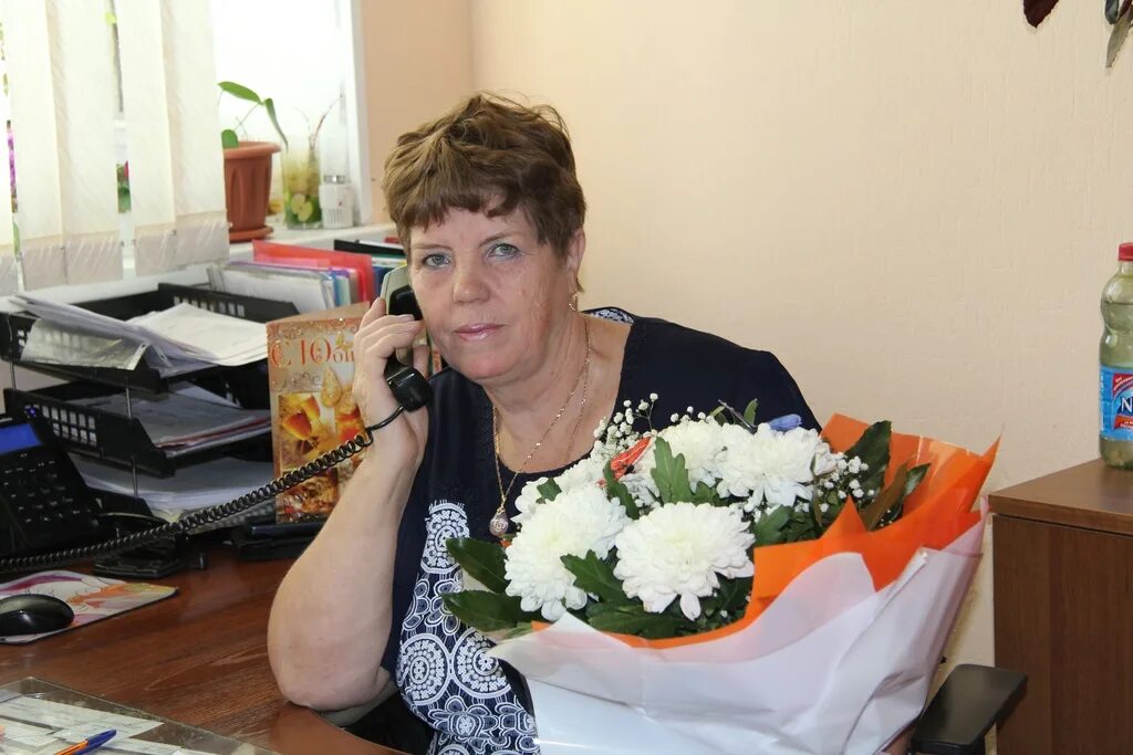 ащепкова елена николаевна. заместитель главы гагинского района. бухгалтер омск. главный бухгалтер село. сельский бухгалтер.