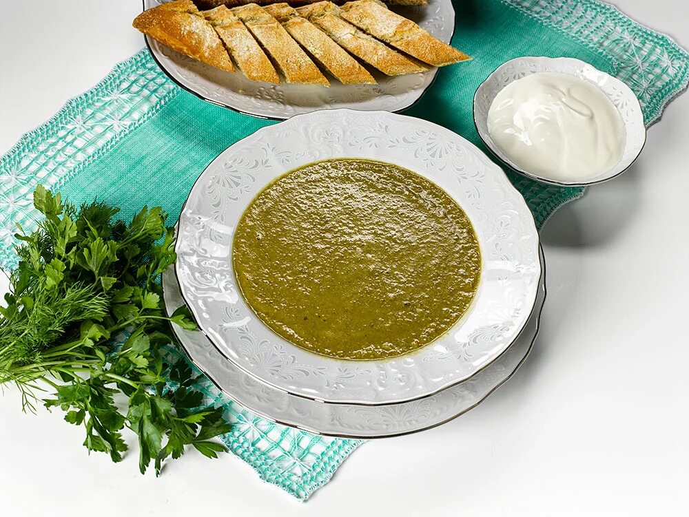 Суп из чечевицы зеленой постный. Чечевичный суп пп. Чечевичный суп-пюре из зеленой чечевицы. Суп из зеленой чечевицы. Пюре из чечевицы.