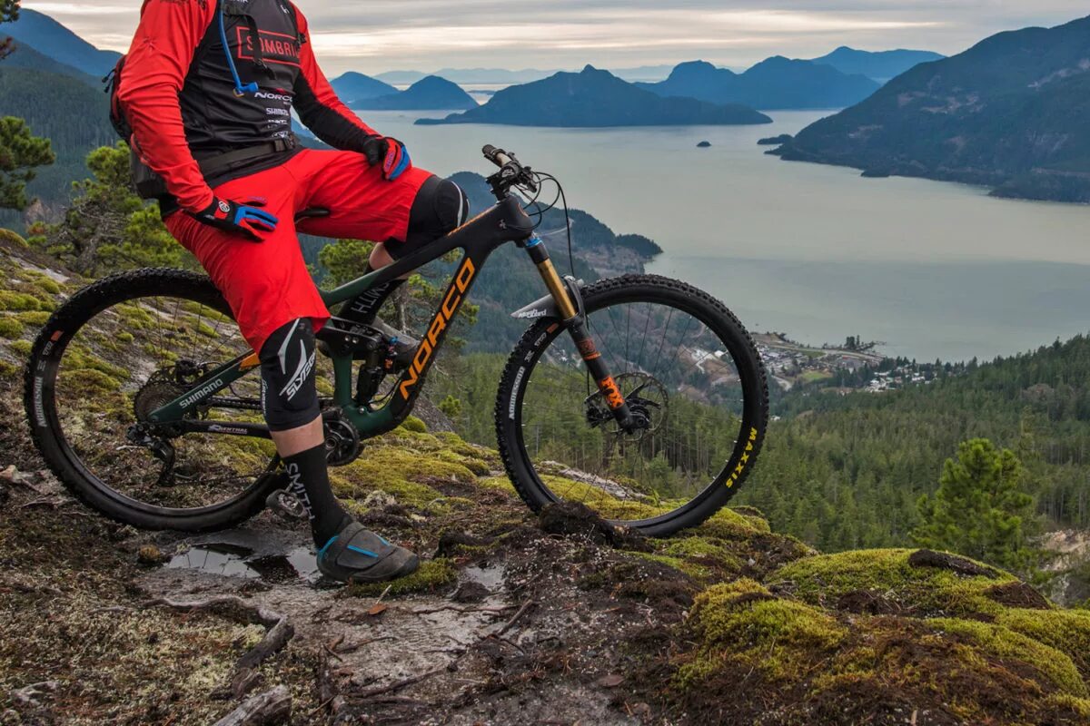 Mtb bike. Norco range c1. МТБ маунтинбайк. Norco Downhill Bike. Велосипед Norco Mountain.