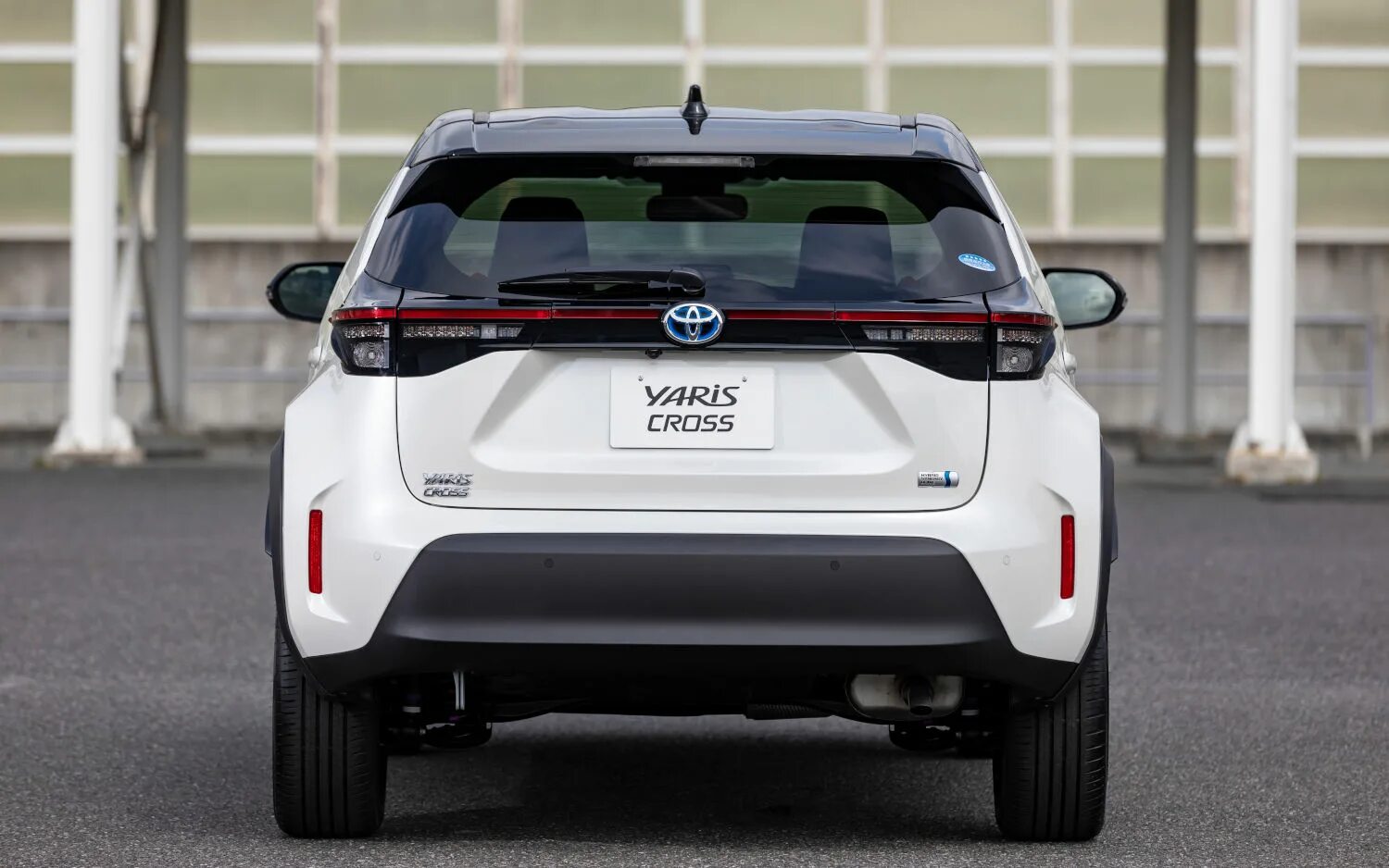 Тойота кросс гибрид. Toyota Yaris Cross Hybrid 2022. Toyota Yaris Cross 2021. Toyota Yaris Cross 2020. Toyota Yaris Cross Hybrid 2023.