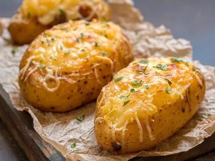 Картошка в духовке быстро с сыром