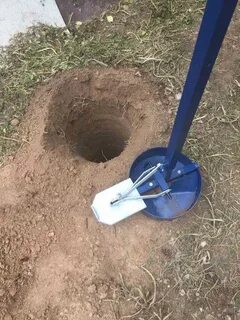 Ямы под столбы для забора