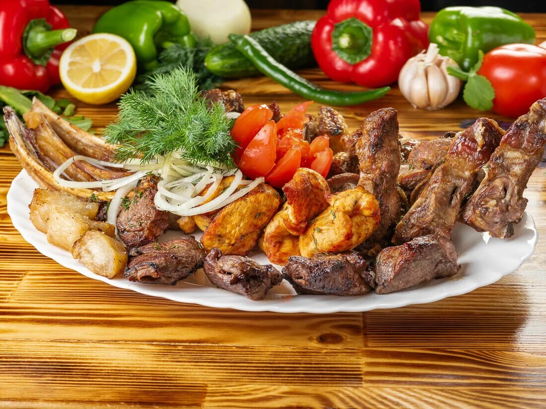 Ташир шашлык. Шашлык. шашлык ассорти. мясное ассорти шашлык. мясное ассорти на мангале.