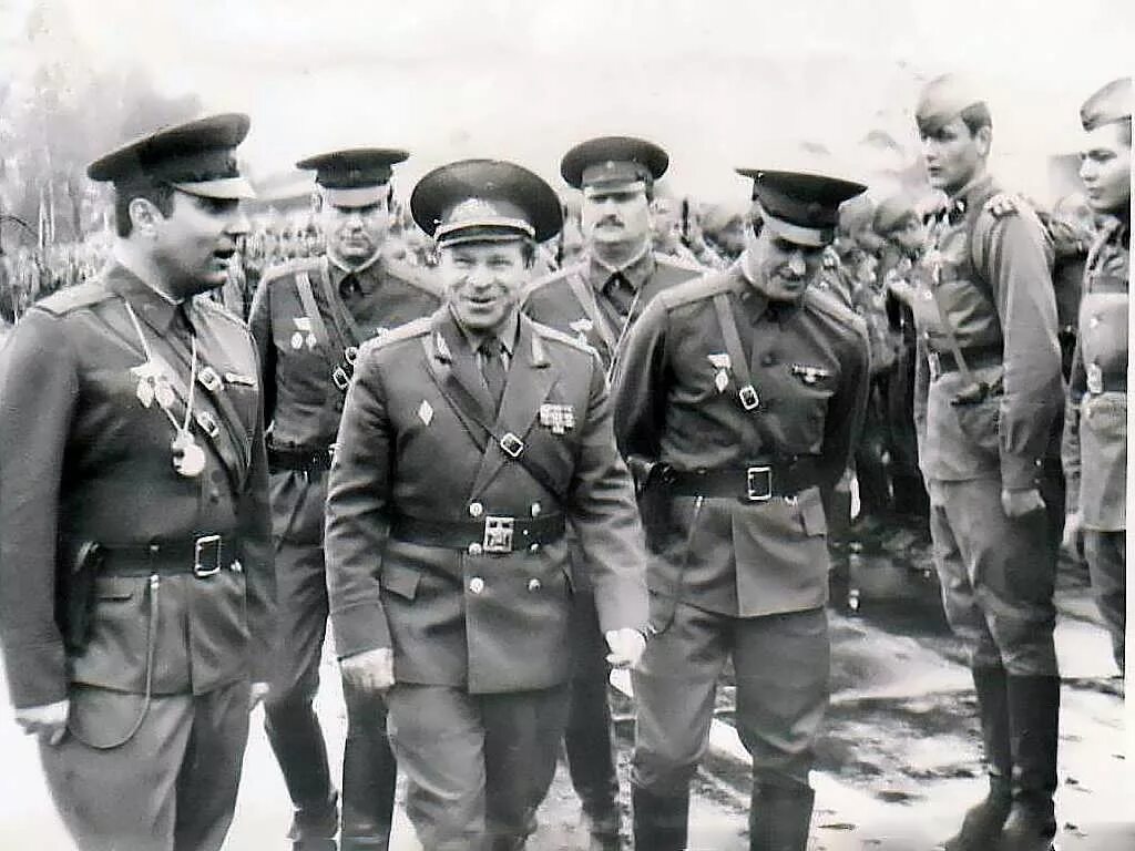 Г г офицеров. Командующий ГСВГ 1981-1983.