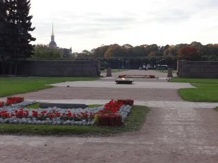 Марсово поле 5