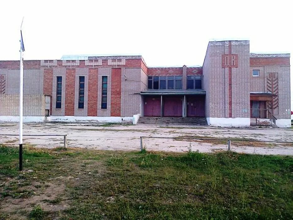 Поселок боровский дк. Рдк боровск. Новоспасский районный дом культуры. Рдк боровск. Дом культуры боровск.