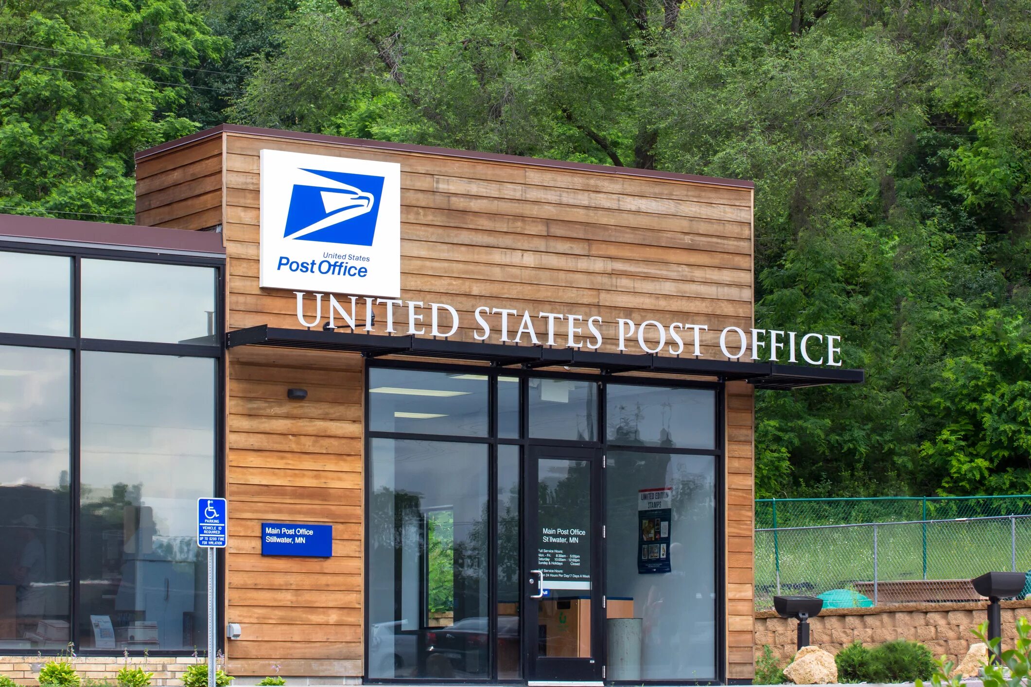 United States Postal service здание. Почтовая служба США. Американская почта. Почтовое отделение США. State post