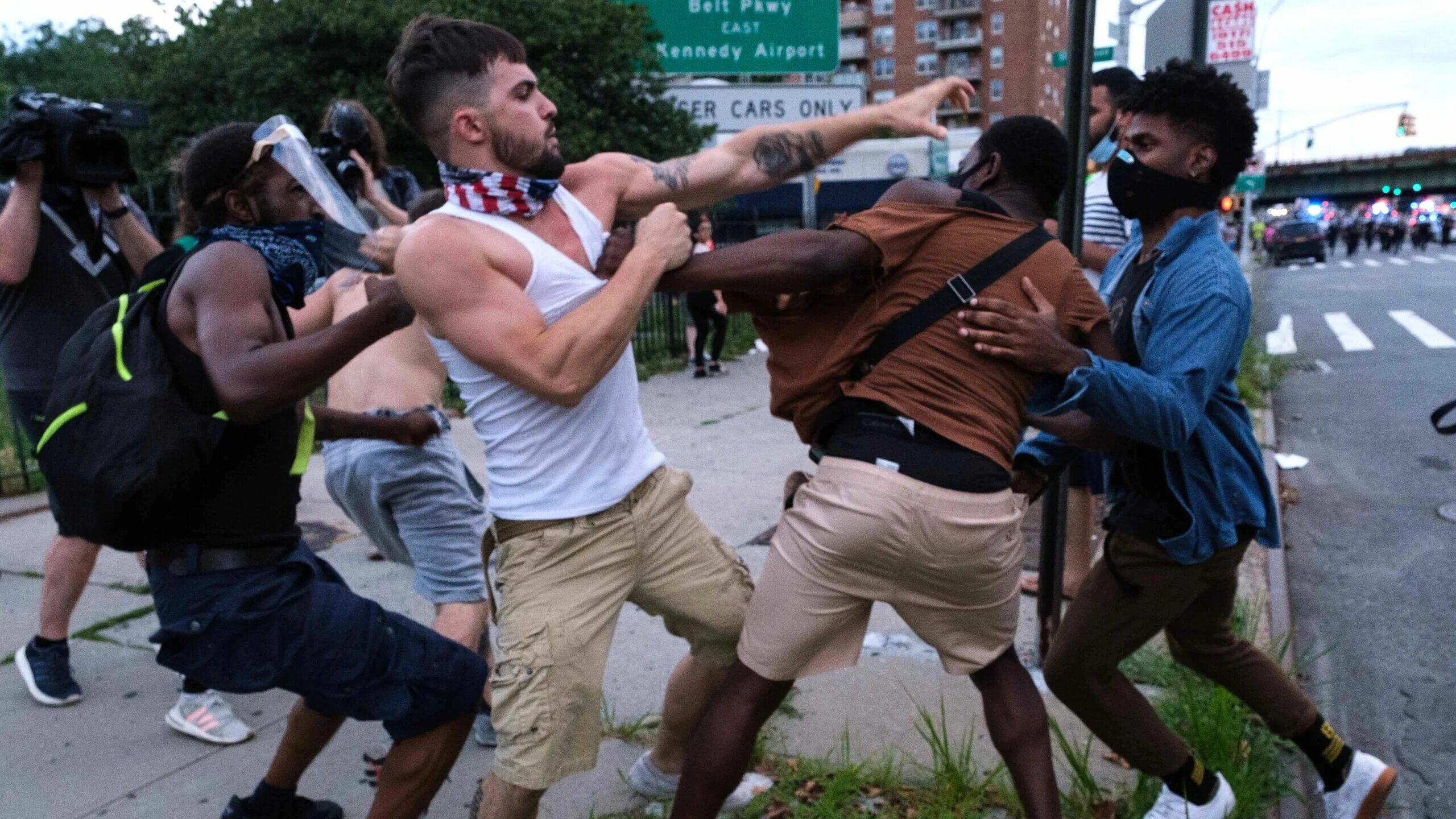 Как называется движение в америке. Америка black lives matter. Как называется движение в америке. Как называется движение в америке. Как называется движение в америке.