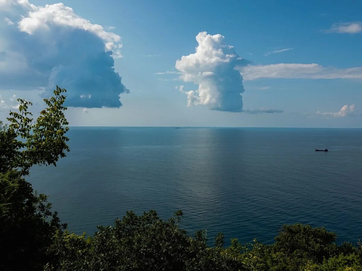 Это было летом южный. Широкая балка море. Южная Озереевка. Широкая балка вид сверху. Южная Озереевка панорама.