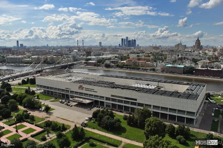 цдх крымский вал 10. центральный дом художника на крымском валу. сайт цдх на крымском валу. сайт цдх на крымском валу. дом.