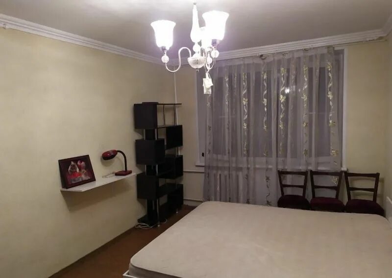 Снять квартиру в ачинске на 4 микрорайоне 1 комнатную в 22 доме. Однокомнатная вторичка. 1 комнатная квартира 60 лет октября. 1 комнатная квартира 60 лет октября. Тольятти 50 лет октября дом 1.