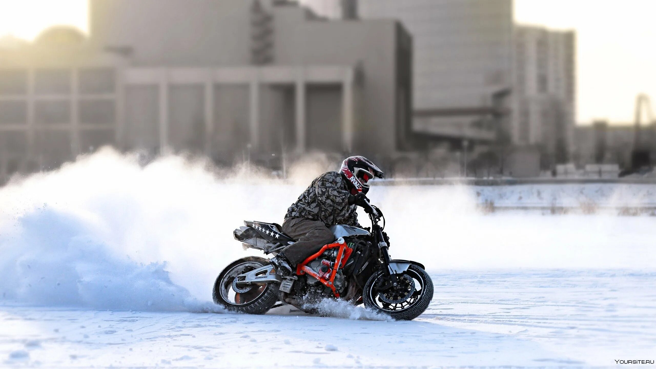 Мото эндуро зима. Мотоцикл зимой. Мото зимой. Мотоцикл зимой. Снежный мотоцикл.