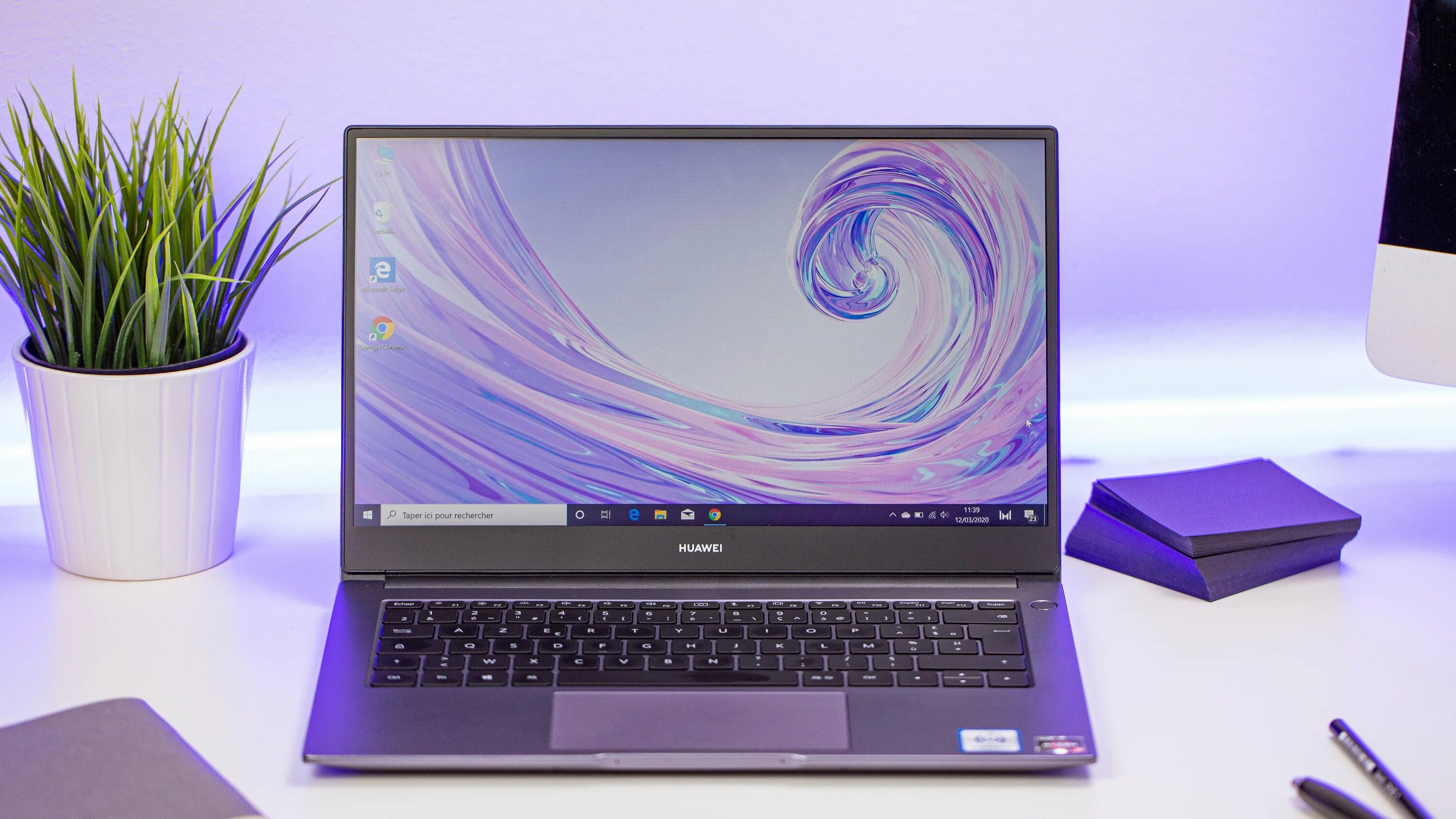 Matebook d16 2024 купить. Ноутбук Huawei MATEBOOK 14. Huawei MATEBOOK d14. Ноутбук Huawei MATEBOOK D 14 14". Laptop Huawei MATEBOOK D 15.