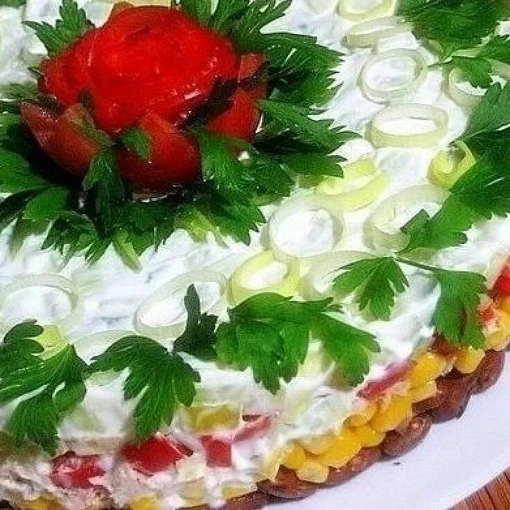 Оформление праздничных салатов рецепты с фото Потрясающе вкусный салат на Новый Год 2021 с крабовыми палочками Пальчики оближе