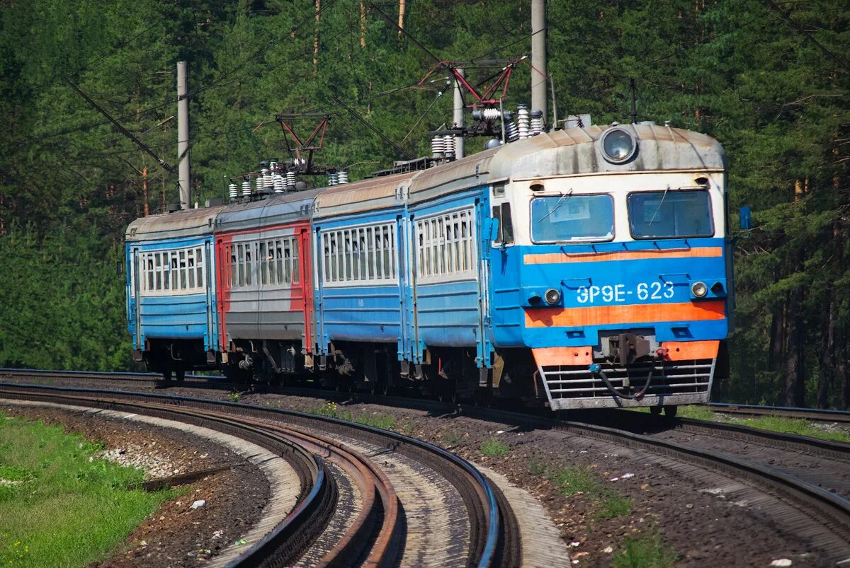 Эр9 электропоезд. Эр9пк гжд. П 9 е. П 9 е. Эр9е бч.