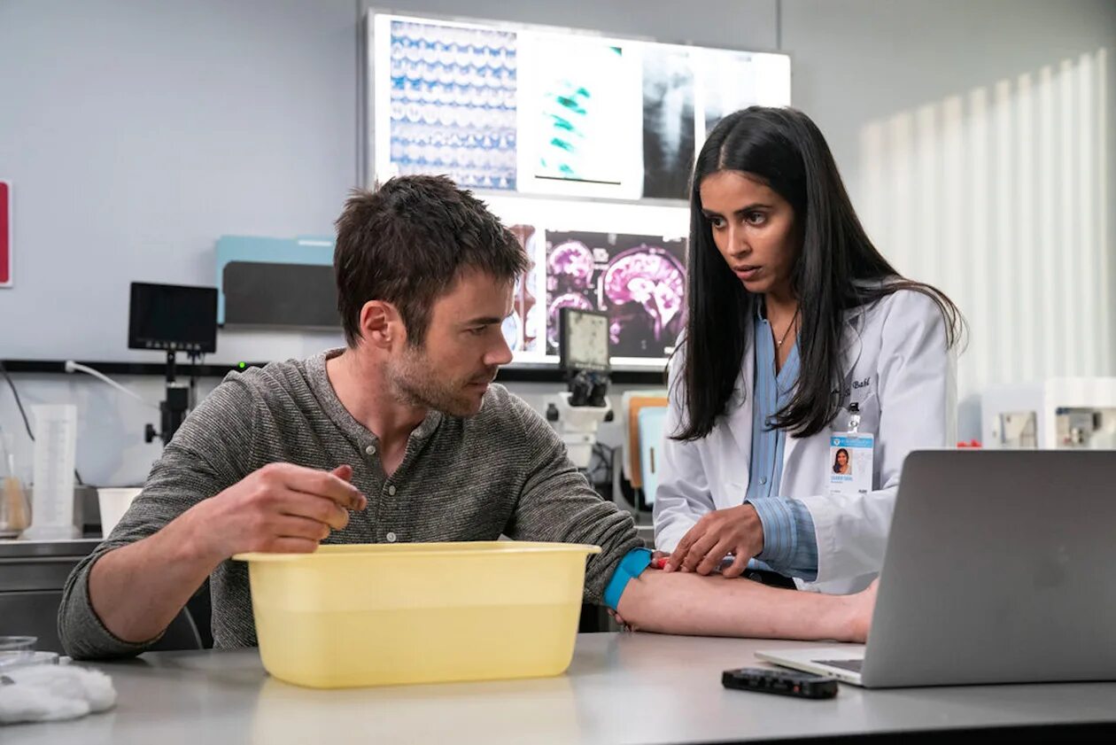 Сериал манифест 2 сезон 8 серия. Манифест 4 сезон описание серий. Манифест саанви alex. Манифест сериал. Manifest сериал 4 сезон.