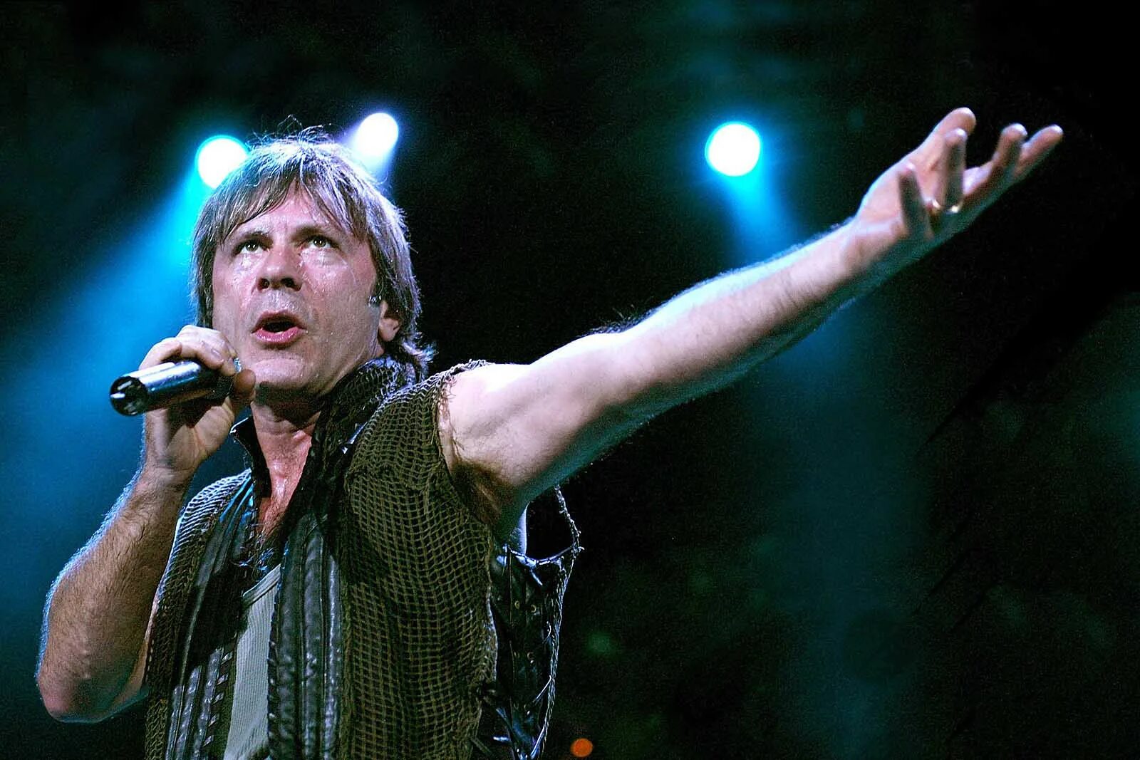 Брюс дикинсон 2025. Брюс дикинсон. брюс дикинсон iron maiden. солист айрон мейден дикинсон. брюс дикинсон фото.