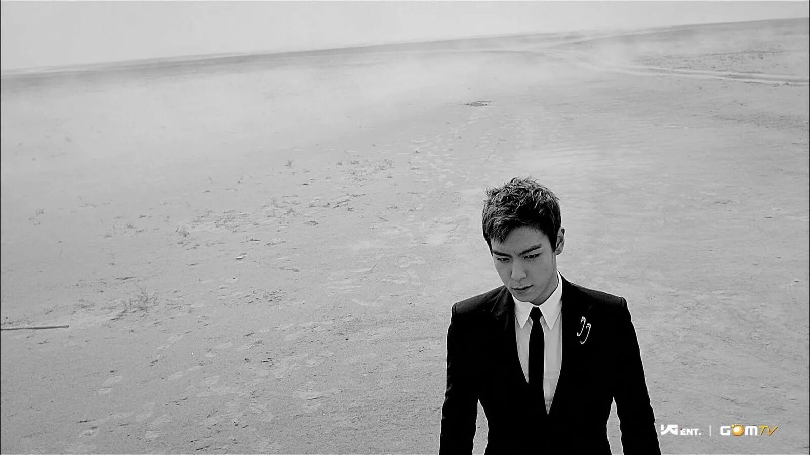 Big bang love. Big bang art korean. Somebody to. Bigbang love. Big bang имена.