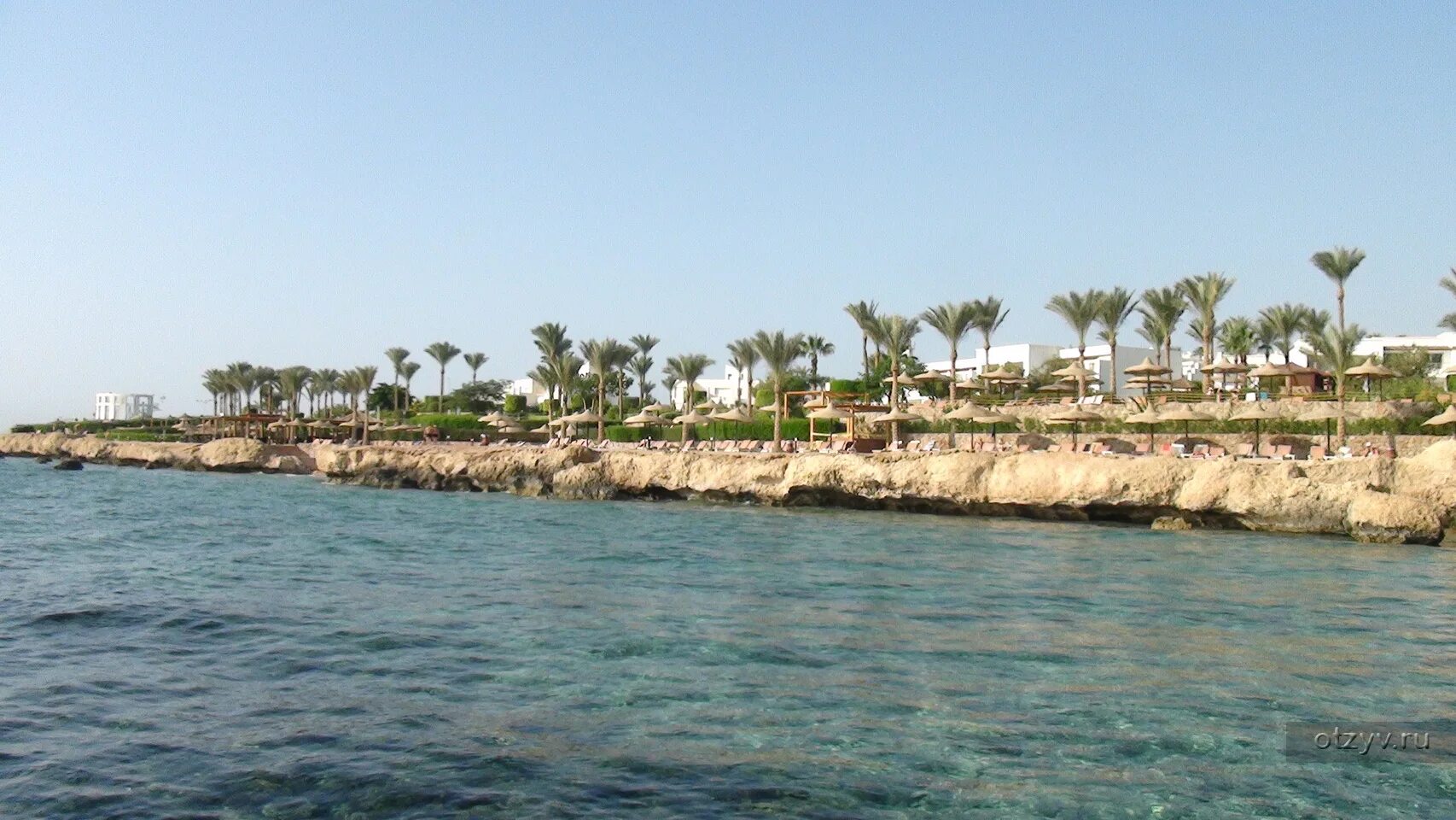 Renaissance sharm el sheikh golden view resorts. Ренессанс Шарм-Эль-Шейх. Ренессанс Голден Вью Бич Резорт Шарм-Эль-Шейх. Ренессанс Golden view Beach 5. Renaissance by Marriott Golden view Beach Sharm el Sheikh пляж.