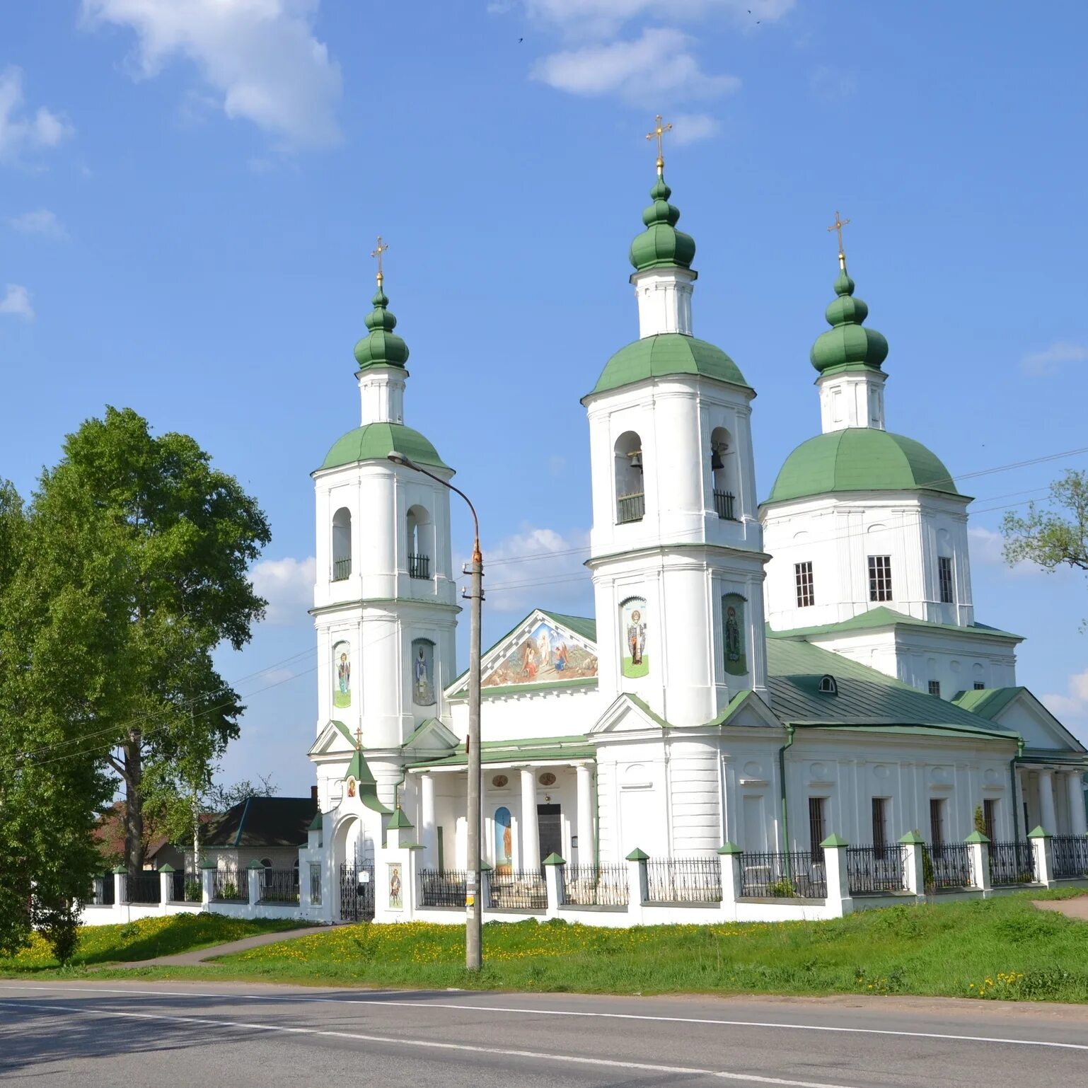 Храм Воскресения Христова (молоди). Село молоди храм. Церковь молоди Чеховский район. Храм в селе молоди Чеховский район. Погода в молодях