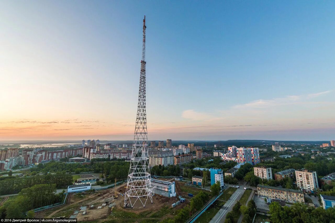 Телецентр район уфы. Пермская телебашня Пермь. Телевизионная башня Пермь. Пермская башня РТРС. Пермская телебашня высота.