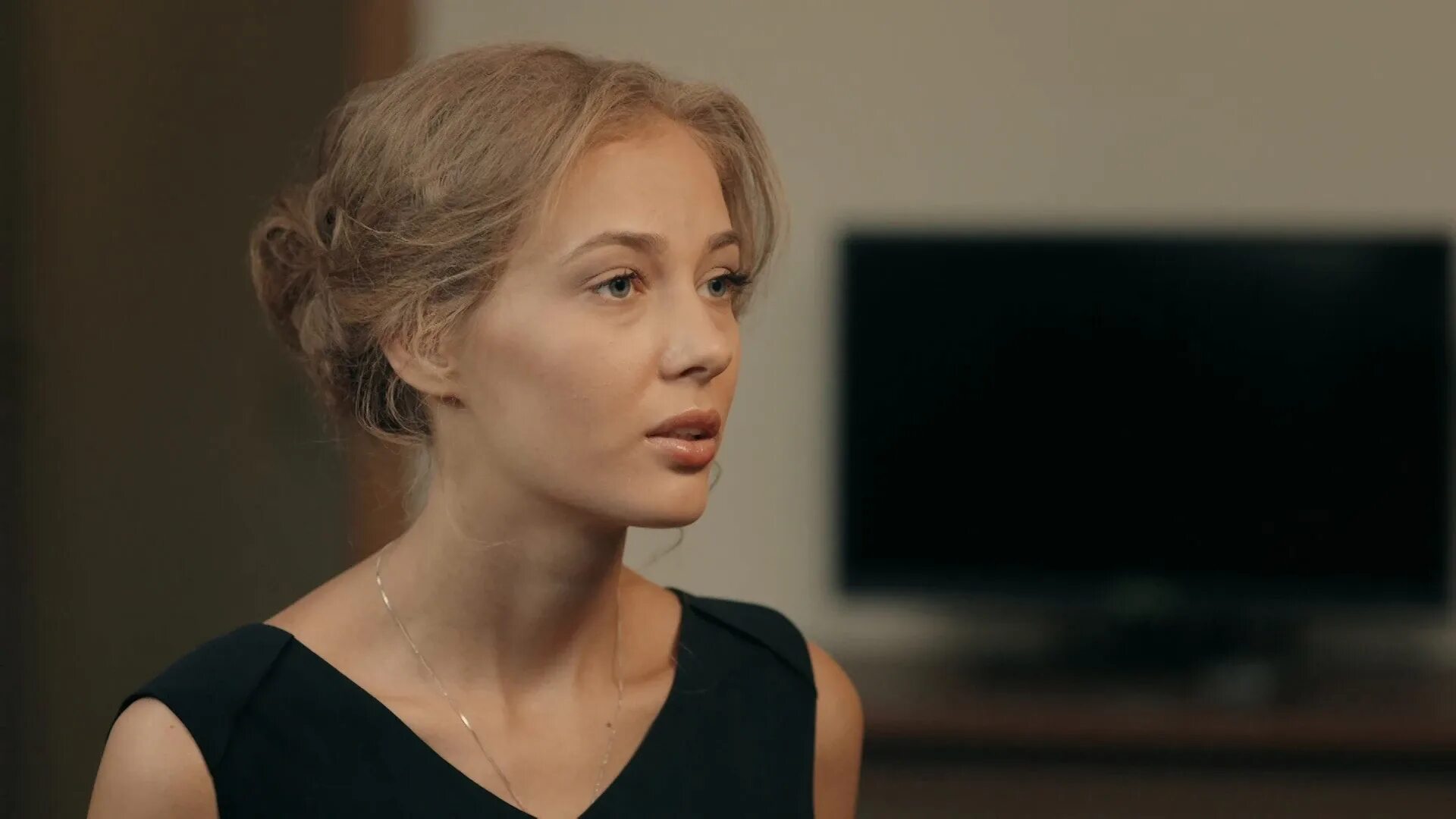 Полицейский с рублевки вики. Полицейский слублевки. Полицейский с рублевки гриша. Полицейский с рублевки вики. Полицейский с рублёвки (2016-2019).