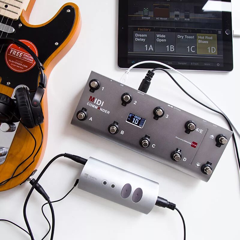 Гитарный контроллер. Midi педаль для guitar rig. гитарная педаль midi usb. midi guitar controller. midi контроллер ножной.