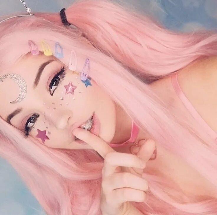 Bella delphin. Мэри-белль дельфин. мэри-белль «belle delphine» киршнер. belle delphine mary belle kirschner. бель дельфин трап.
