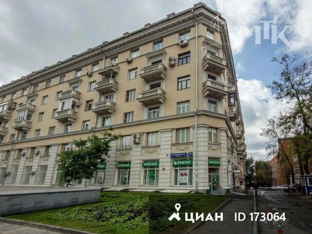 Ленинградский проспект д. 13 строение 1 на карте Москвы