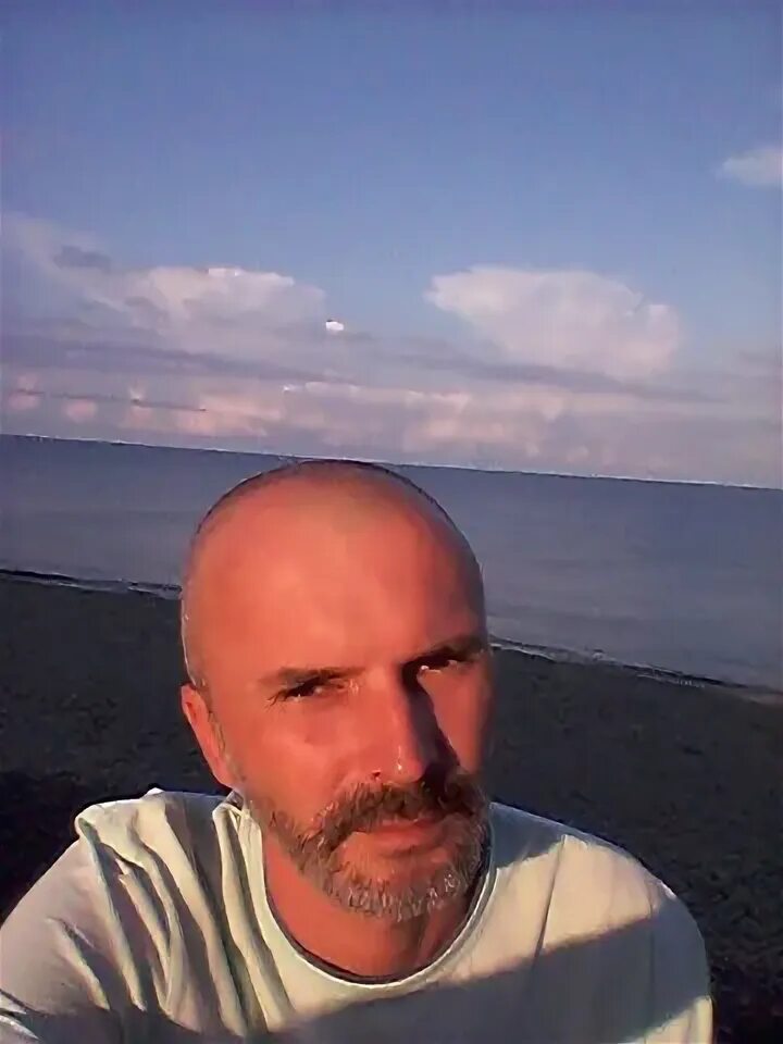 Oleg Aptsiauri Олег Апциаури, 43 года, Кобулети - (370) друзей профиль в однокла