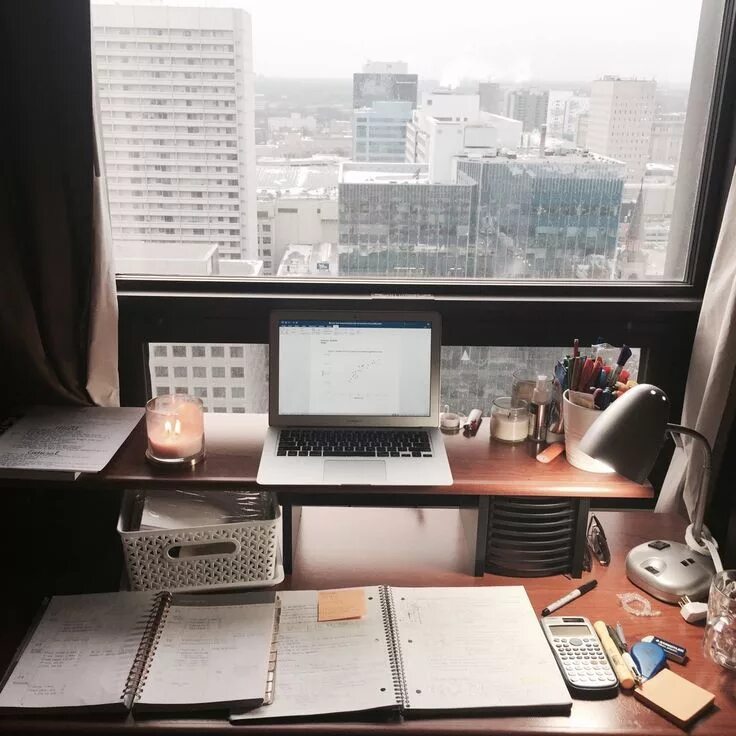 There is a desk in the study. Study desk. фото офис учеба. desk in the study. study desk view.